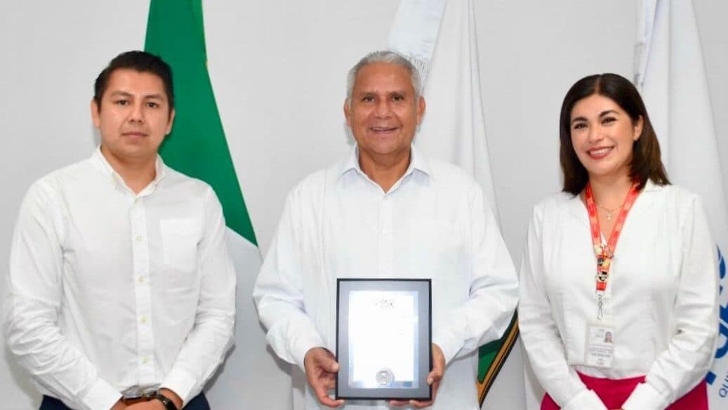 Reconoce cadena de tiendas Oxxo trabajo de Raciel López Salazar contra el robo a comercio