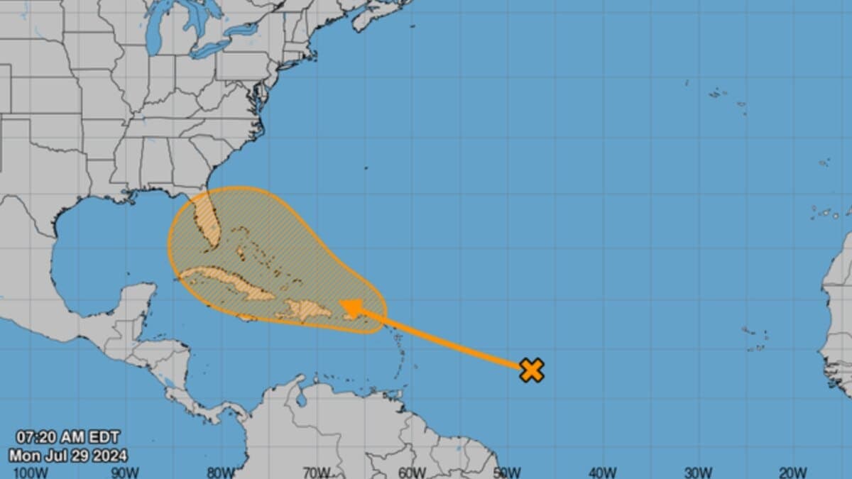 Zona de baja presión en el Atlántico podría convertirse en depresión tropical