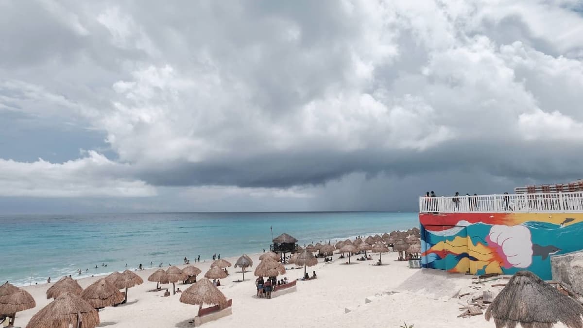 Tormenta tropical "Oscar" se forma en el Atlántico, se localiza a mil 725 km de Quintana Roo