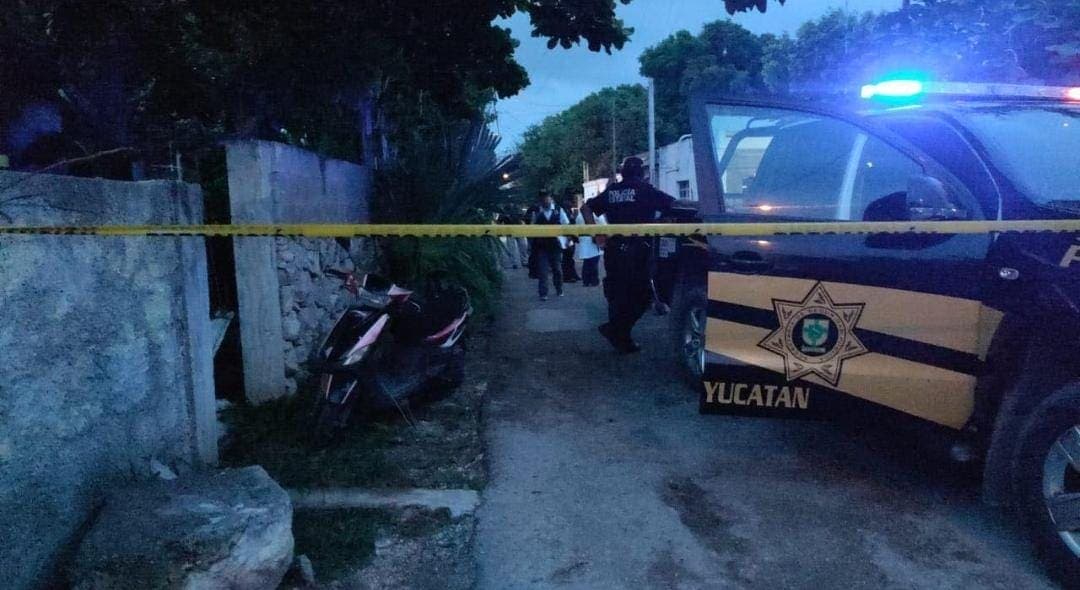 Asesinan a machetazos a dos adultos mayores en una comisaría de Mérida, Yucatán