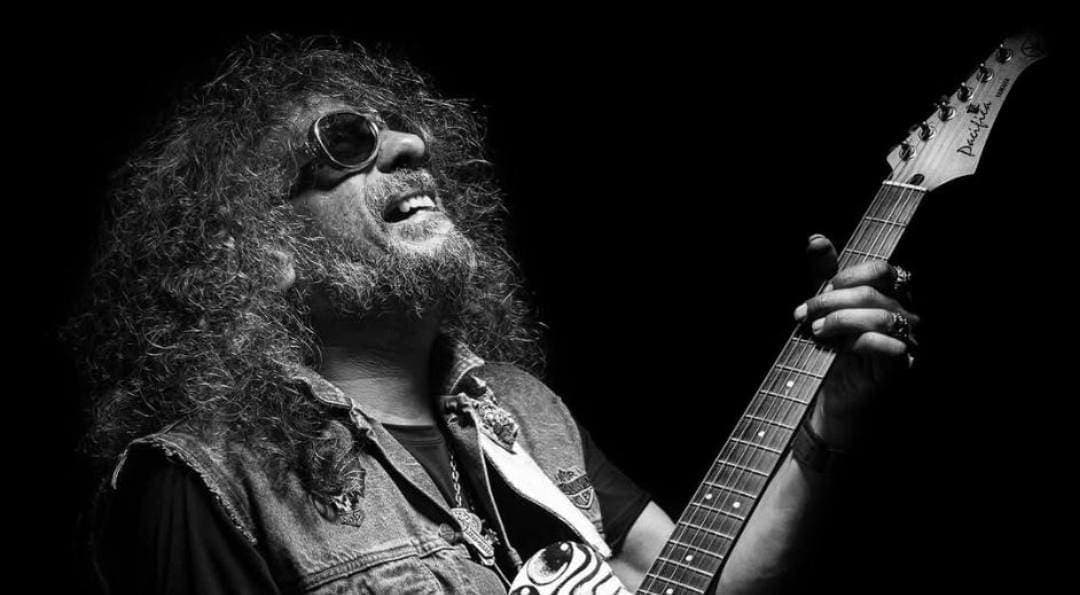 Fallece Javier Bátiz, legendario guitarrista mexicano a los 80 años