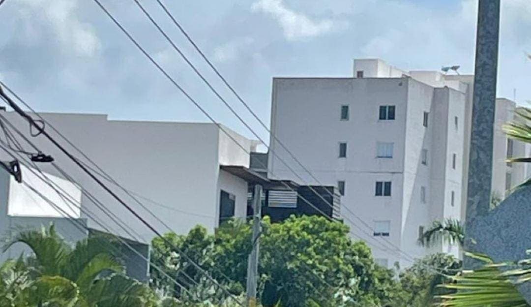 Fallece una persona tras caída de 15 metros en el residencial Palmaris de Cancún