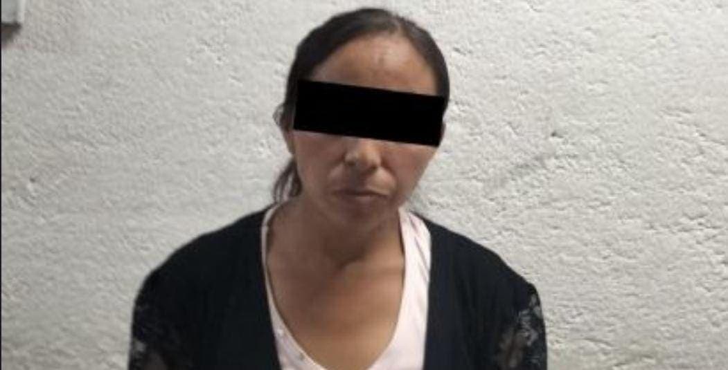Detienen a mujer en Oaxaca por intentar vender a su hija de 13 años para matrimonio arreglado