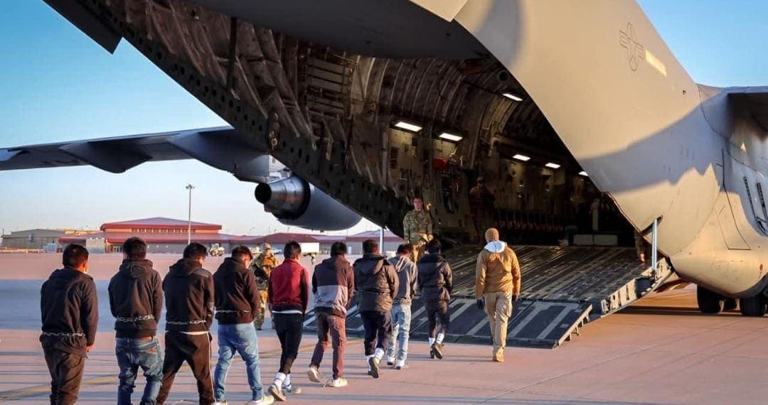 Mexicanos deportados menores de 30 años recibirían hasta 8 mil pesos de Jóvenes Construyendo el Futuro