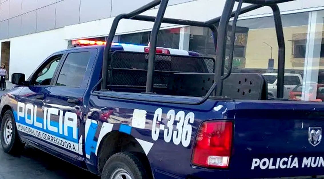 Mata jovencita de 16 años a su mamá de un balazo; hiere a su hermano en Querétaro