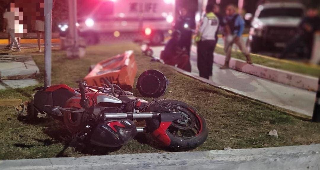 Mueren dos personas en Cancún; arrollan a turista de Canadá en Zona Hotelera y pasajero fallece en taxi