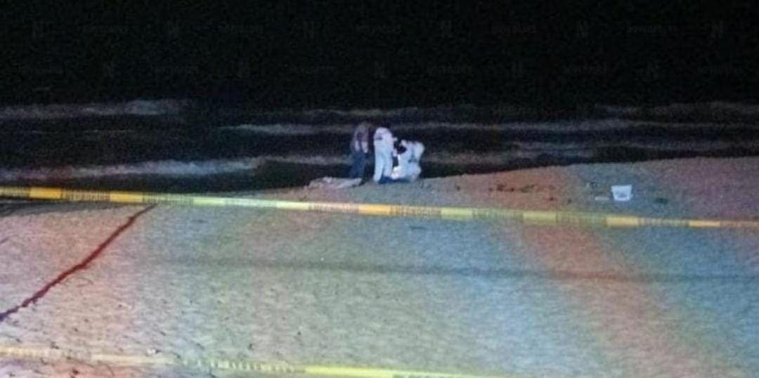 Muere ahogado sujeto en la playa Gaviota Azul de Cancún; se metió a nadar en estado de ebriedad