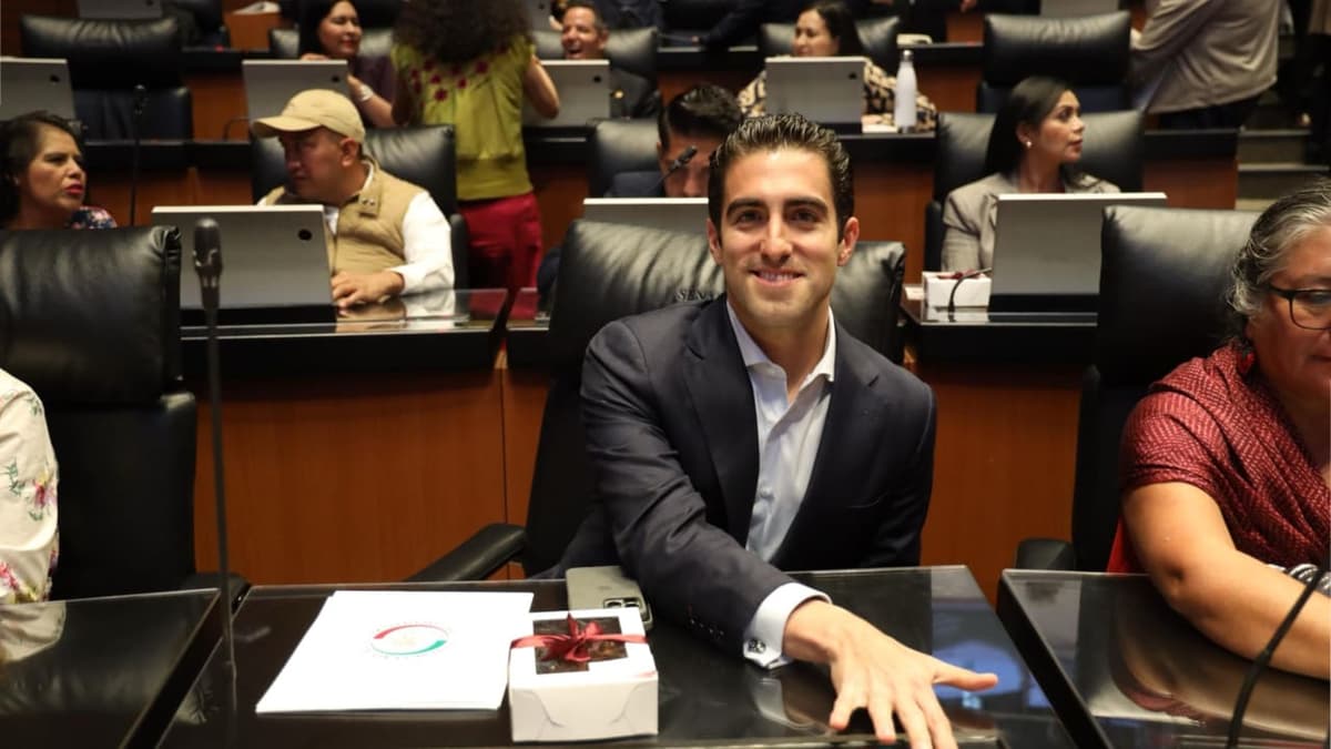 Propone Gino Segura incluir a Cozumel en estímulos fiscales de la frontera sur