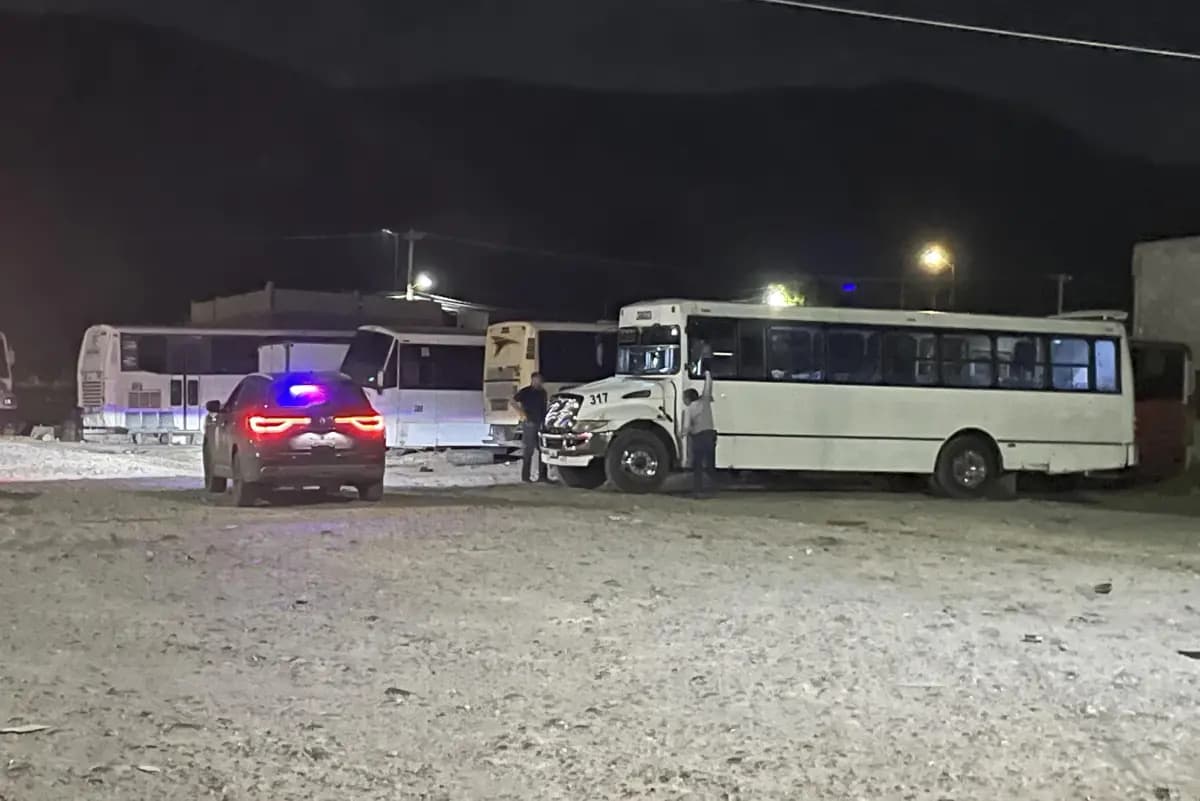Video: Chofer encuentra a pasajero muerto dentro de un autobús en Saltillo, Coahuila