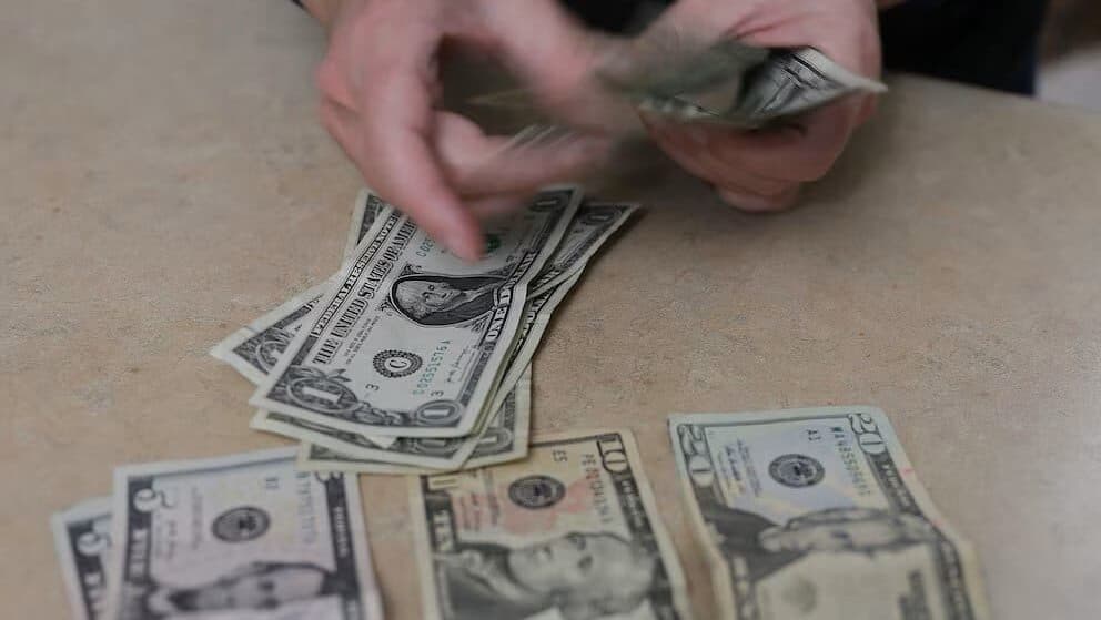 Frenan legisladores republicanos impuesto de 5% a las remesas propuesto por Donald Trump