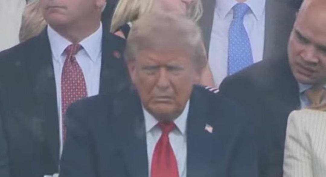 Video: Tribunas y calles lucen vacías durante desfile militar por el cumpleaños de Donald Trump