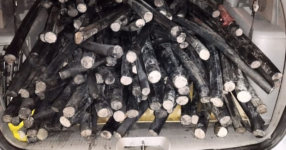 Video: Sujetos roban 200 kilos de cable de telefonía en Cdmx