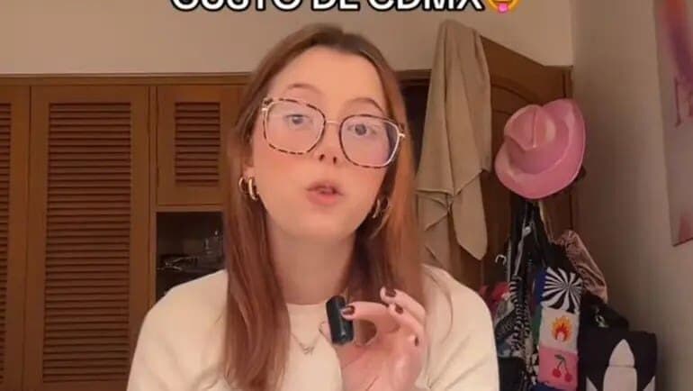 Video: Tiktoker colombiana critica el agua de CDMX al decir que la dejó "reseca y con frizz"