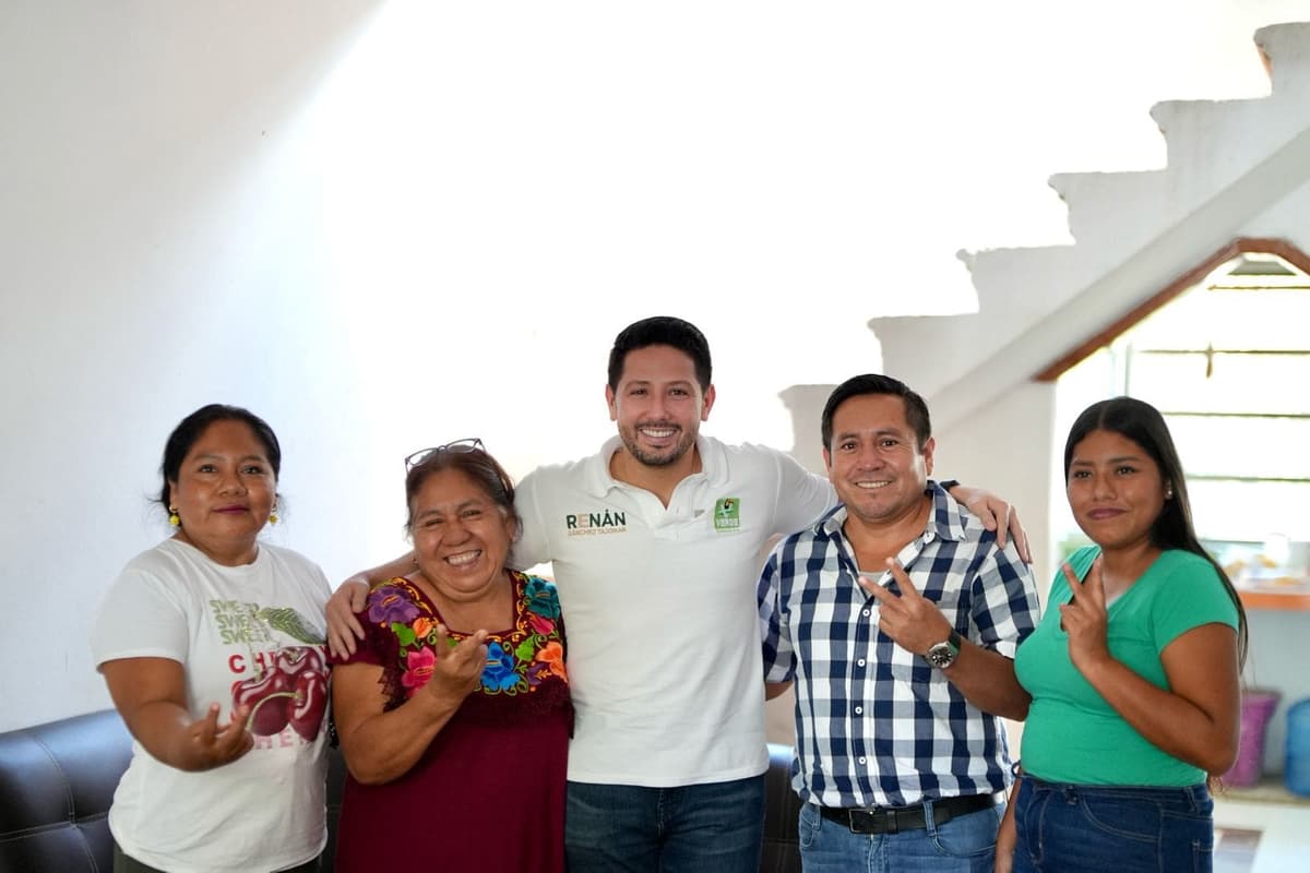 En Chetumal, seguimos escuchando a la gente, el trabajo en territorio no se detiene: Renán Sánchez Tajonar