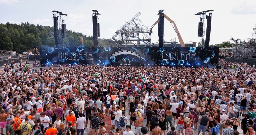 Muere una mujer de Canadá durante el festival electrónico Tomorrowland 2025