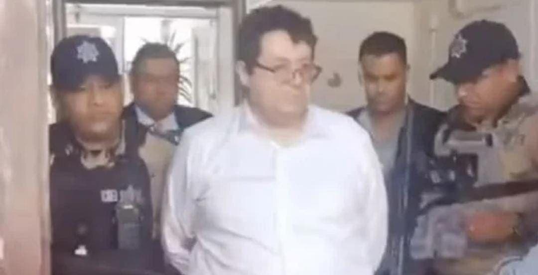 Detienen a abogado que tramitó amparos contra la Ley Censura en Puebla