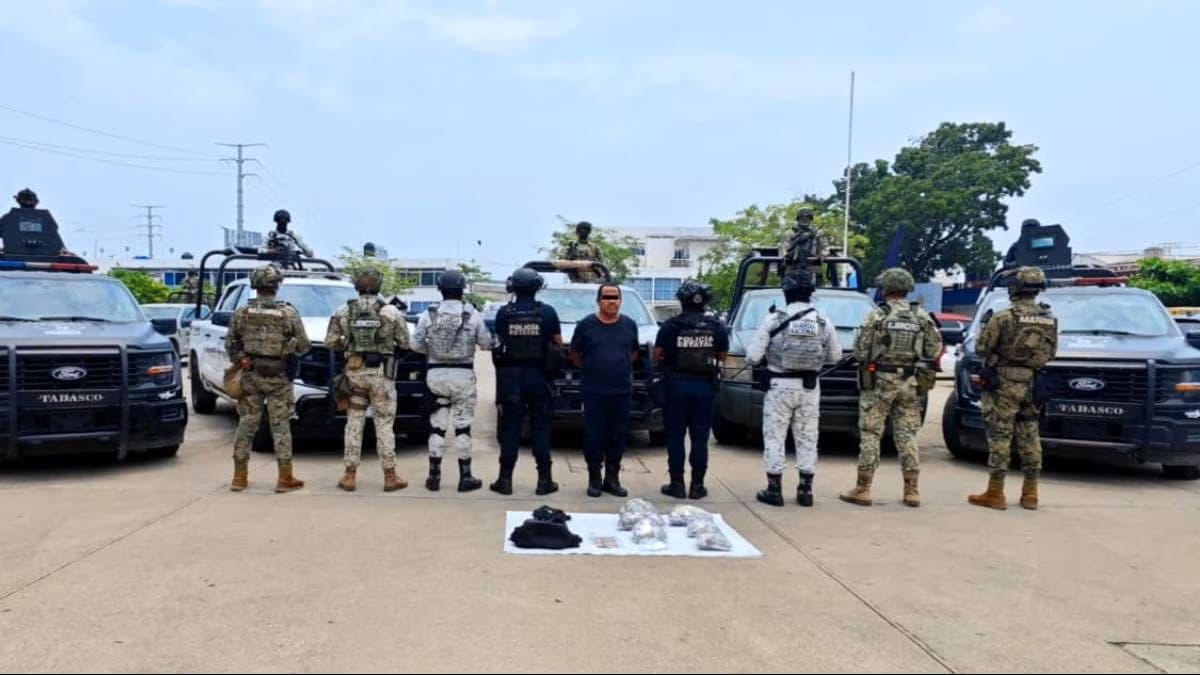 Capturan a policía que usaba su patrulla para distribuir drogas en Villahermosa, Tabasco