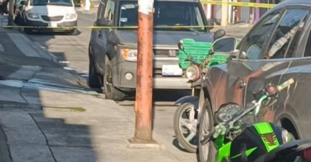 Sujetos armados asesinan a siete hombres afuera de una tienda en Guanajuato