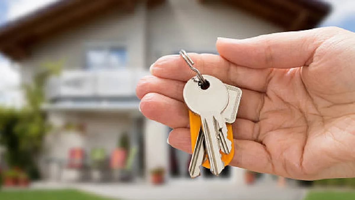 Adulta mayor pierde 600 mil pesos tras comprar una casa que nunca le entregaron en Guadalupe, Nuevo León