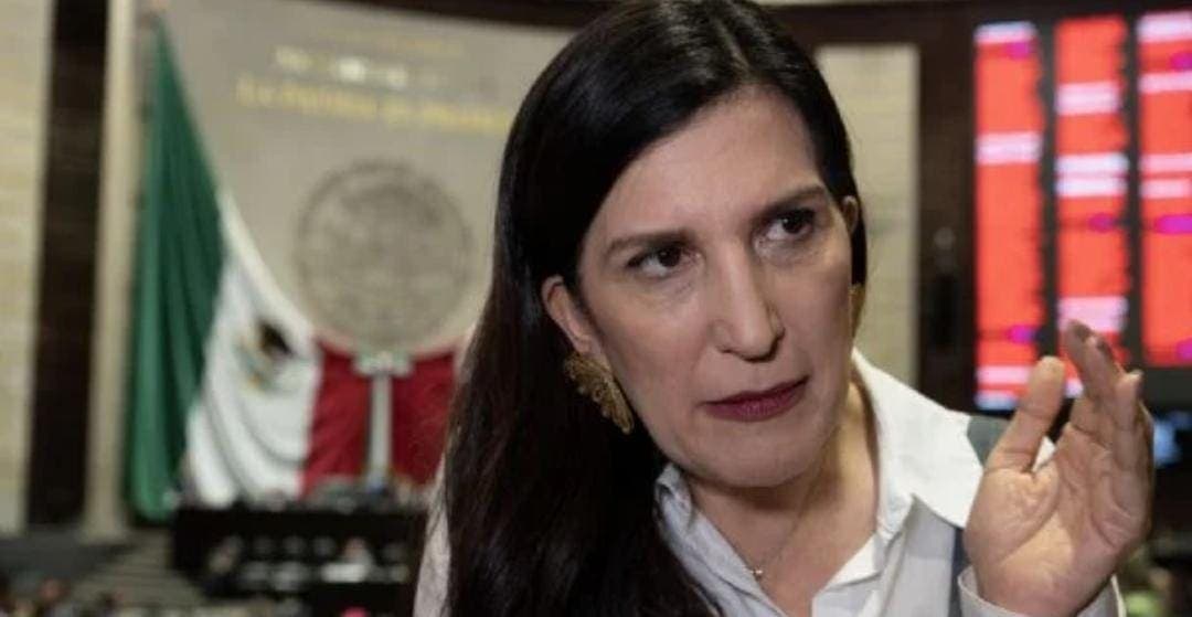Tiempo de AMLO ya pasó, debe dejar que Claudia Sheinbaum tome las decisiones: Kenia López Rabadán