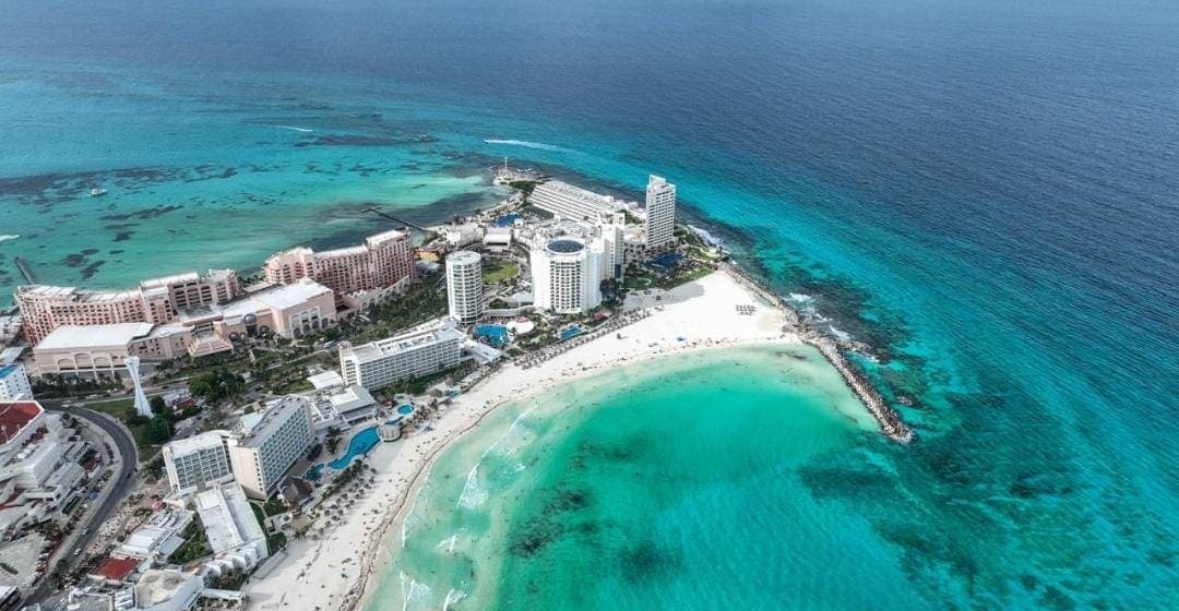 Cancún, destino preferido de turistas de Estados Unidos durante temporada invernal 2025-2026: Mara Lezama