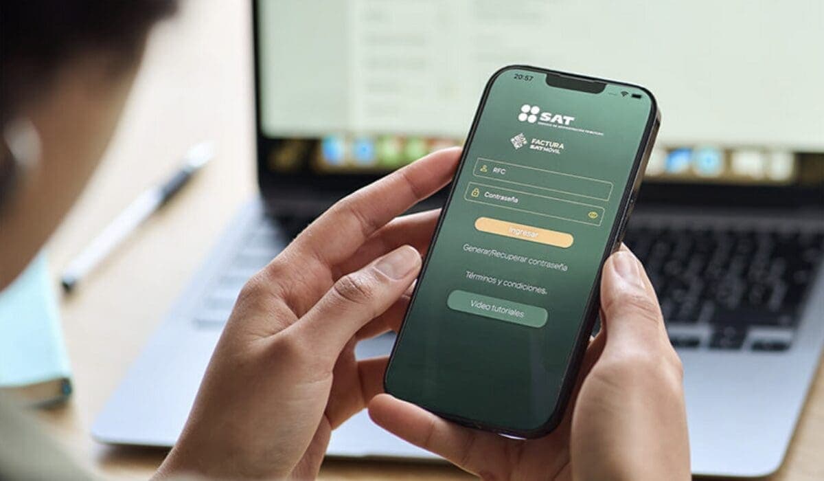Denuncian hackeo a Factura SAT Móvil; autoridades niegan vulneración pese a evidencias