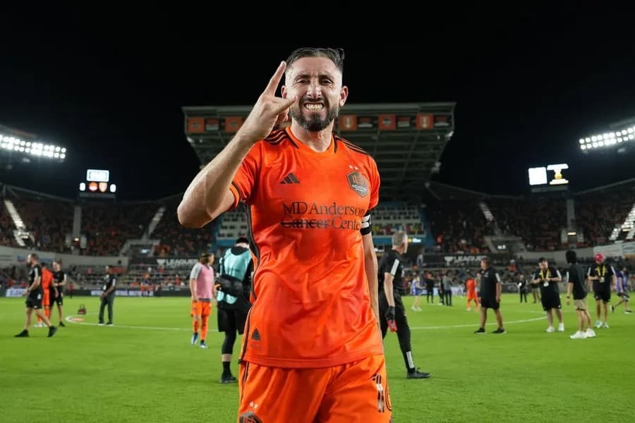 Video: Héctor Herrera vuelve al Houston Dynamo tras ser expulsado de la MLS por escupirle a un árbitro