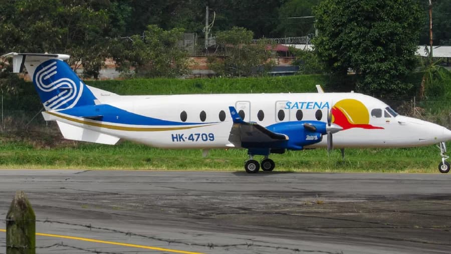 Desaparece avión con 15 personas a bordo en Colombia