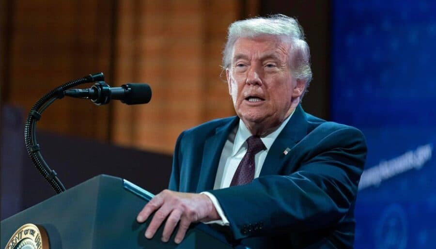 Evalúa Donald Trump ataques selectivos contra mandos de Irán para alentar nuevas protestas