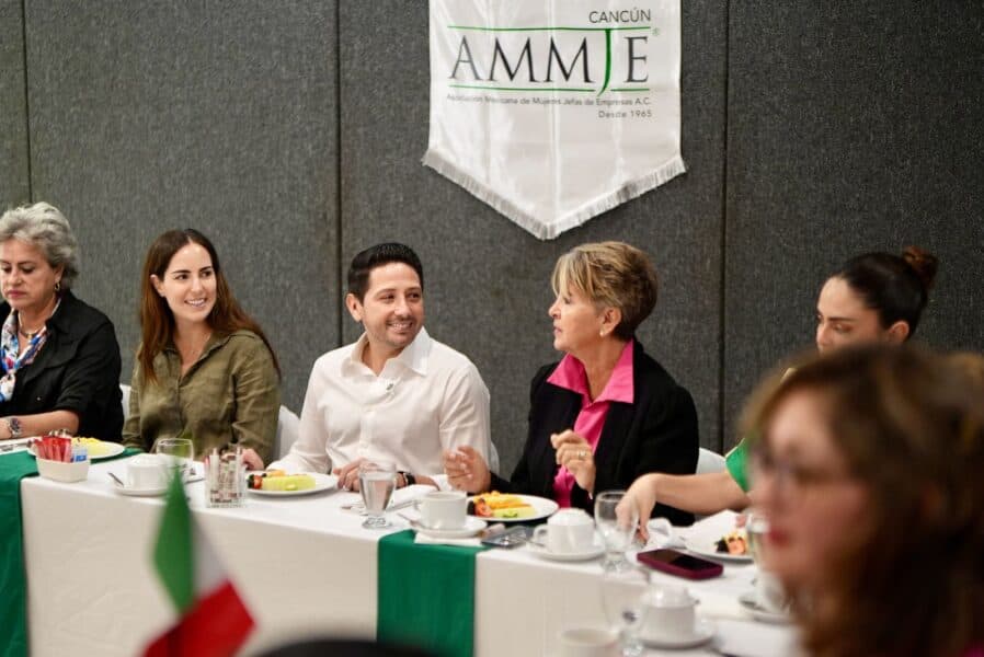 Renán Sánchez Tajonar fortalece la innovación y el liderazgo de las mujeres