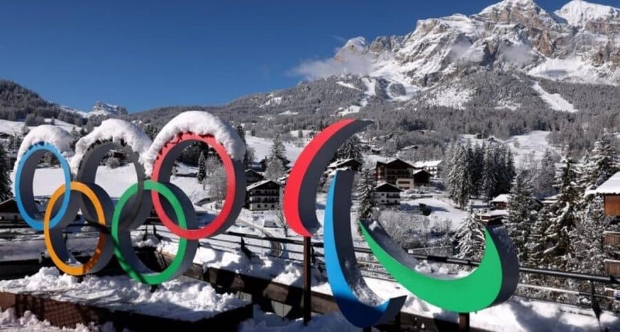 Atletas se acabaron 10 mil condones en solo tres días en los Juegos Olímpicos de Invierno de Milano Cortina