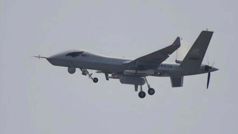 China prueba dron militar que cambia de "disfraz" en pleno vuelo; podría ser una táctica para invadir Taiwán