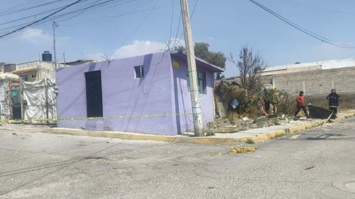 Muere hombre por explosión de taller clandestino en Edomex