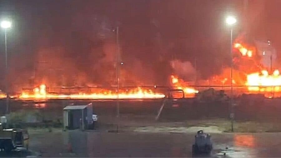 Fallecen cinco personas tras incendio en los alrededores de la refinería Dos Bocas en Tabasco