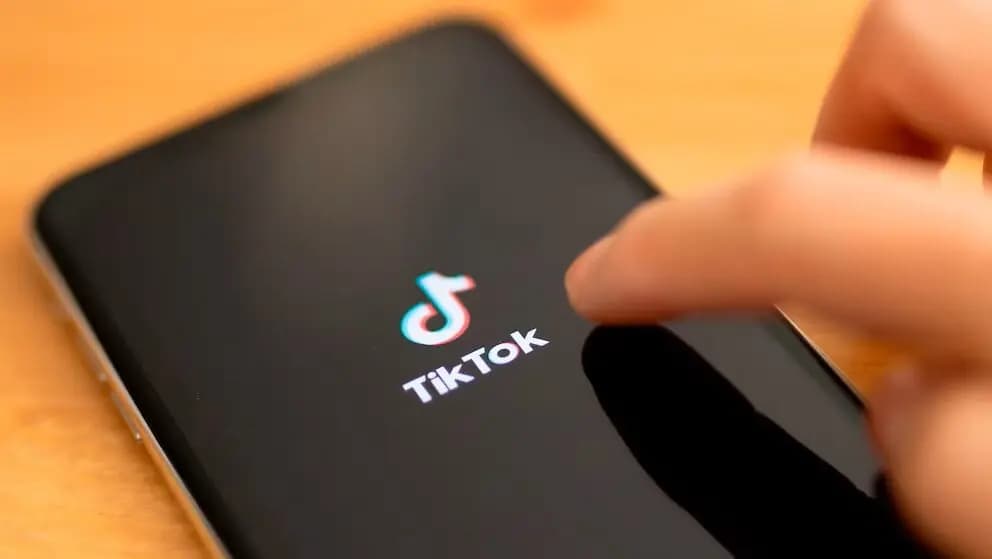 Video: Niña de 9 años muere en Estados Unidos al intentar realizar el “reto del desmayo” de TikTok