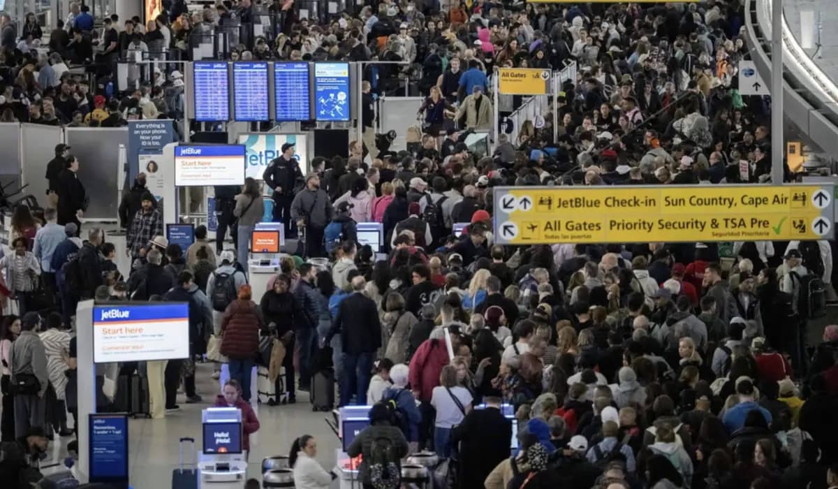 Video: ICE desplegará agentes en aeropuertos para reforzar controles migratorios en Estados Unidos
